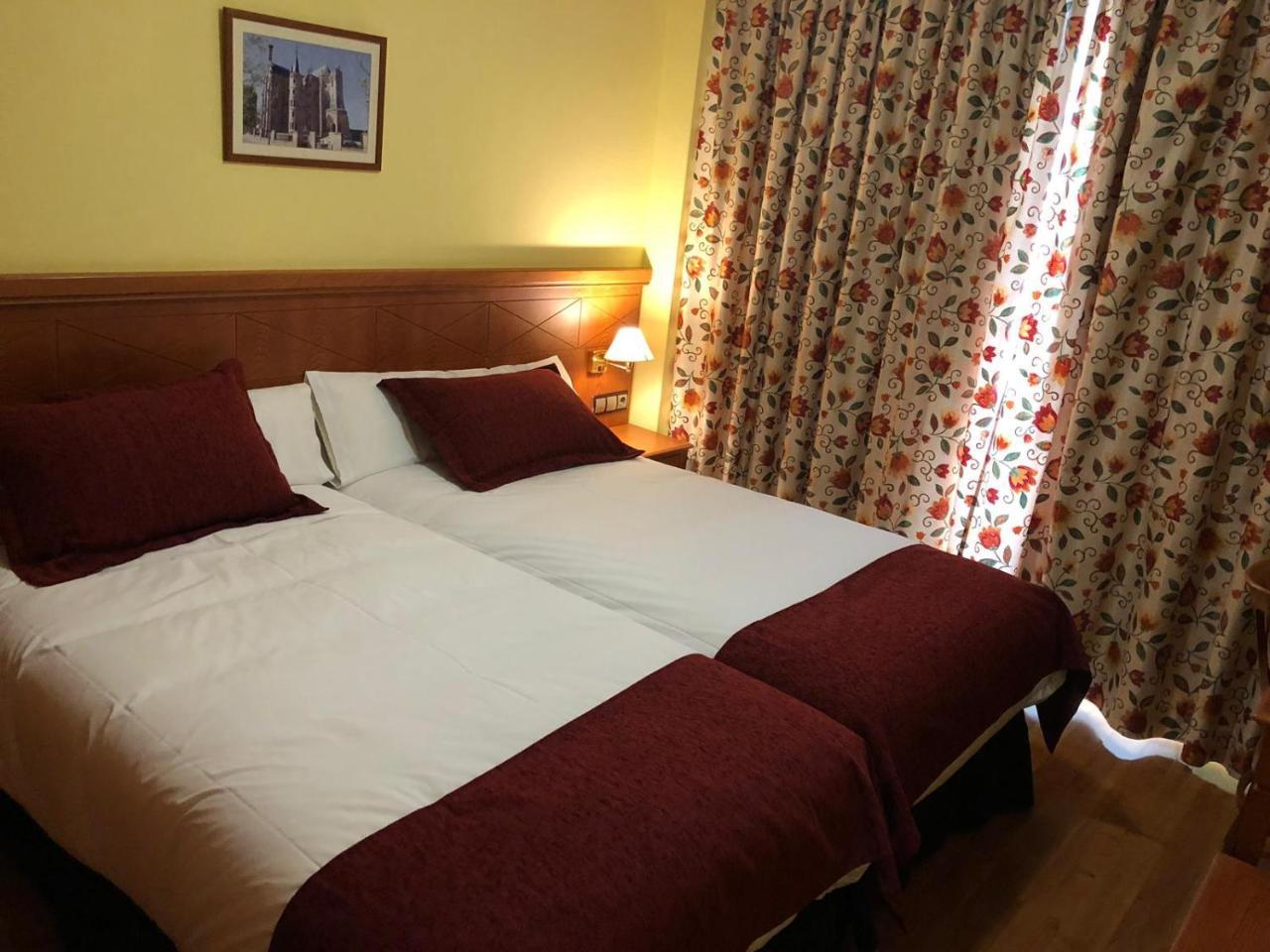 Hotel Camino Real Arcahueja Екстер'єр фото